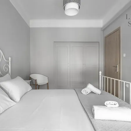 Ayama Residence, The Luxury Apartament