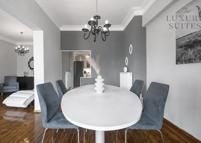Ayama Residence, The Luxury